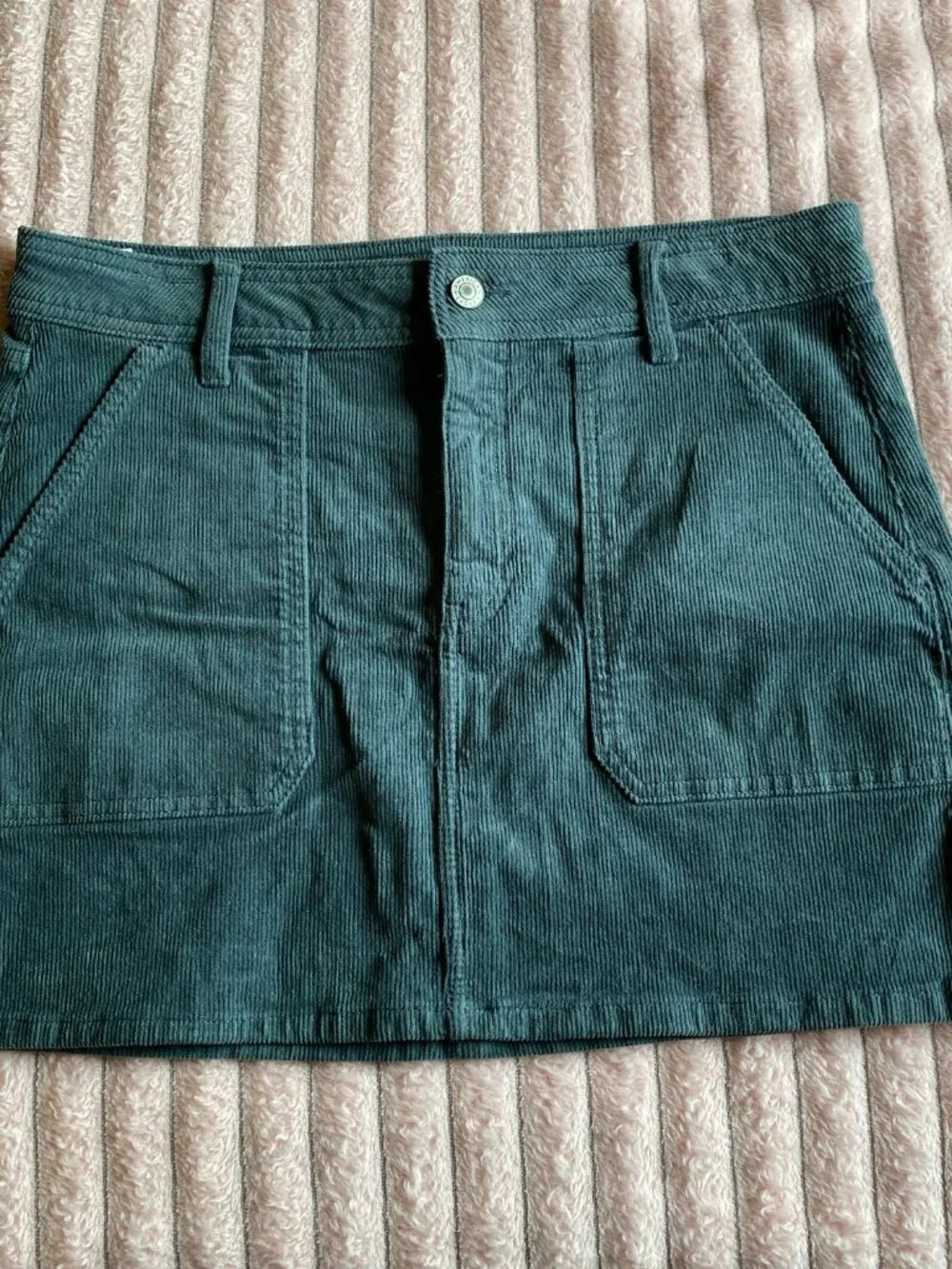 American Eagle Green Corduroy Skirt